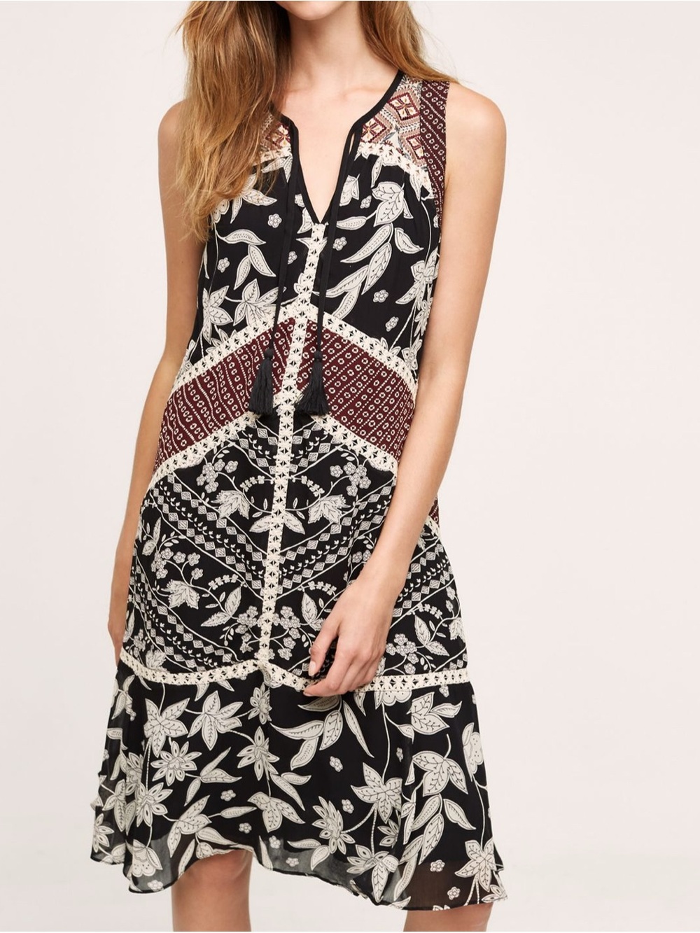Floreat Anthropologie Grasslands Boho Sleeveless Dress V neck with tassels Sz 2